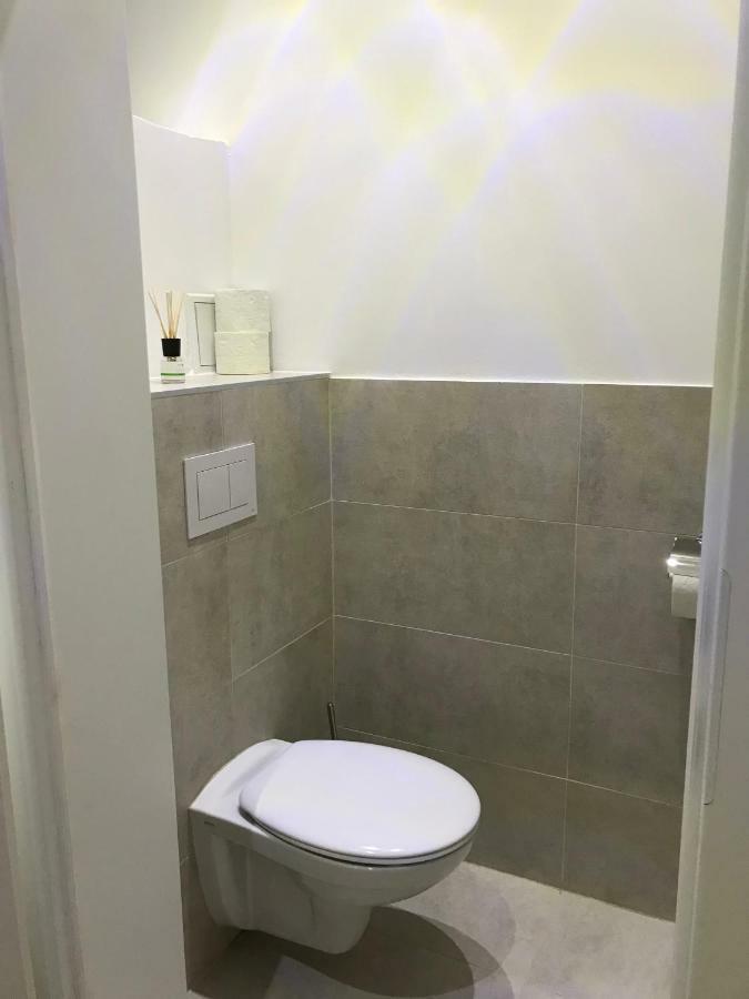 Imperial Apartments Schoenbrunn - Jadengasse Виена Екстериор снимка